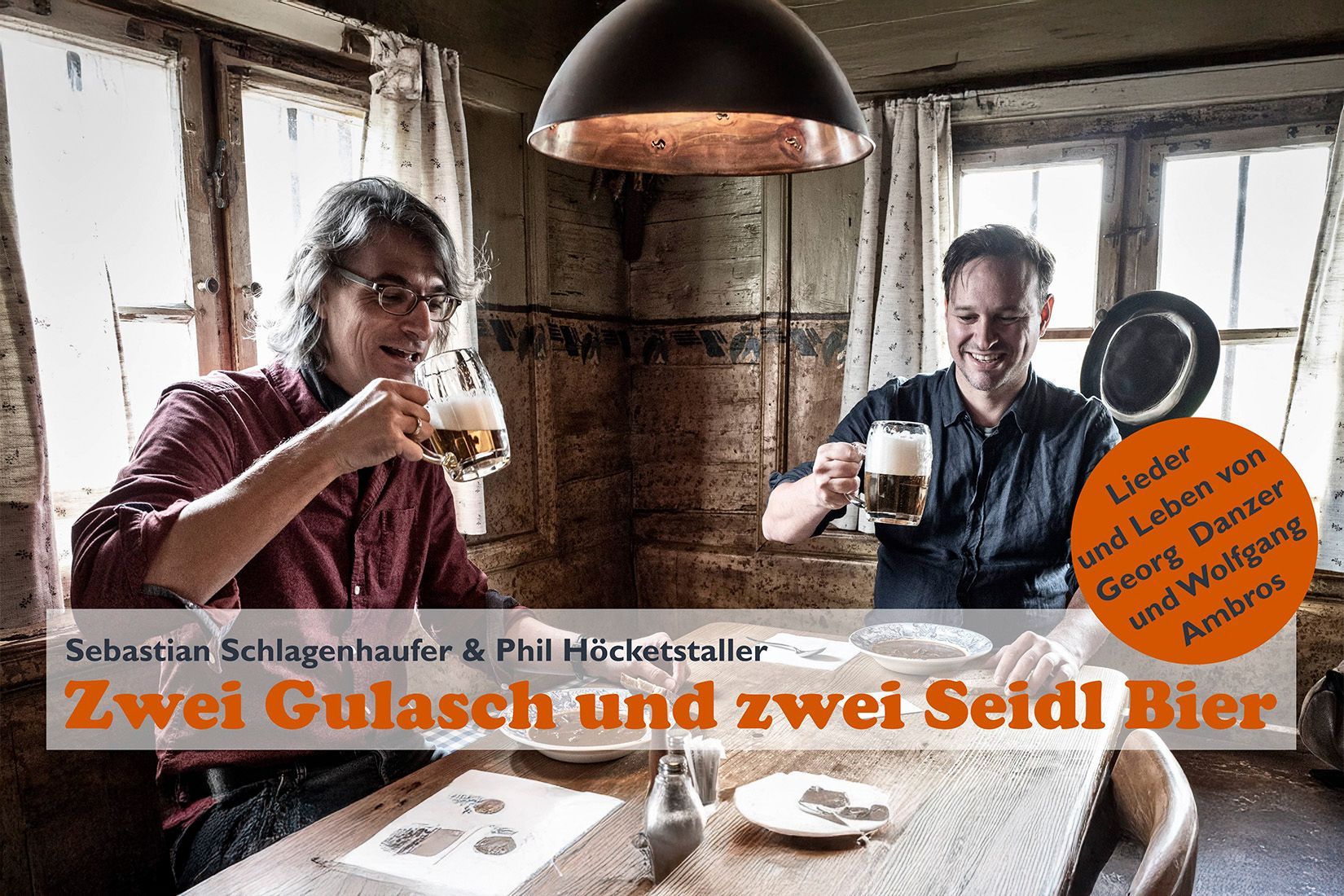 Zwei Gulasch und zwei Seidl Bier im Postsaal Ebenhausen