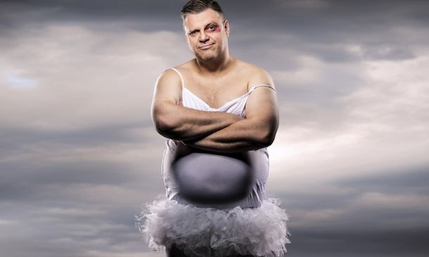 Ralf Winkelbeiner: HAPPY! im Postsaal Ebenhausen